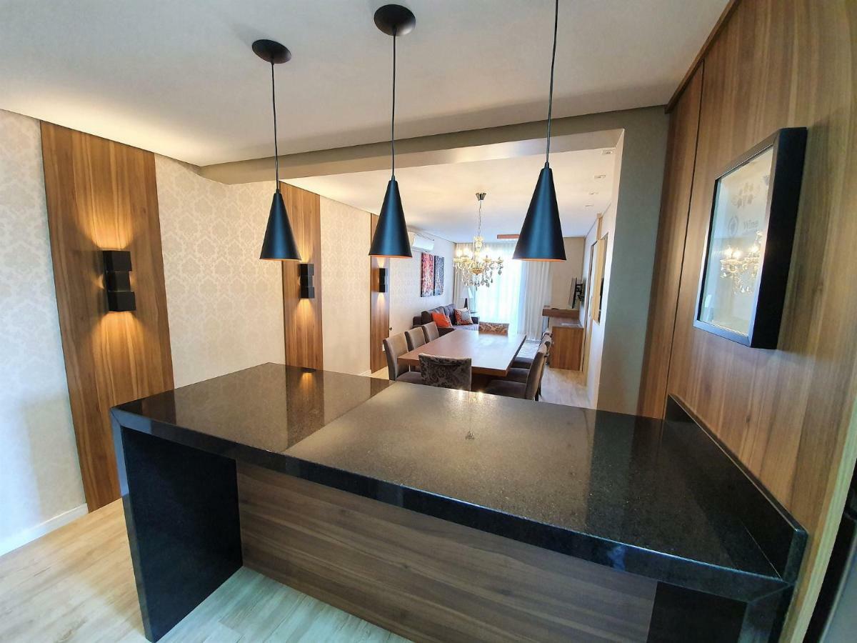 Apto Luxo 800M R. Coberta | 2 Suites | Mobiliado Gramado Bagian luar foto